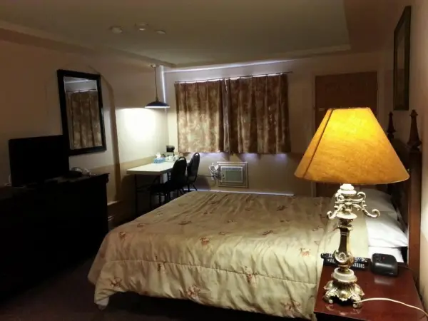 Traveller's Inn 9